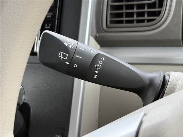 DAIHATSU TANTO 2015 Image 31