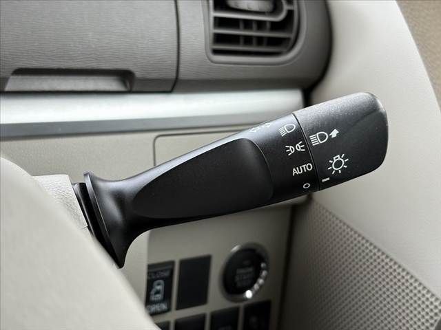 DAIHATSU TANTO 2015 Image 31