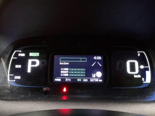 TOYOTA AQUA 2022 Image 31