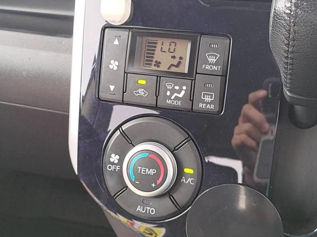 TOYOTA LEXUS RC300H 2017 Image 31