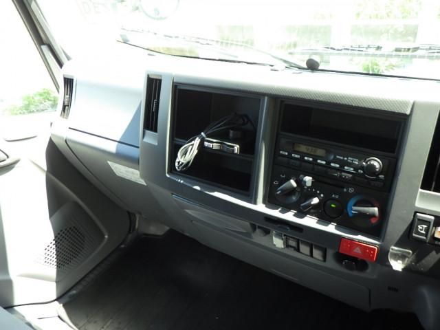 ISUZU ELF 2014 Image 31