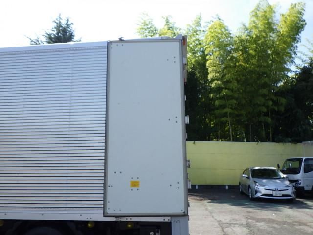 ISUZU ELF 2014 Image 31