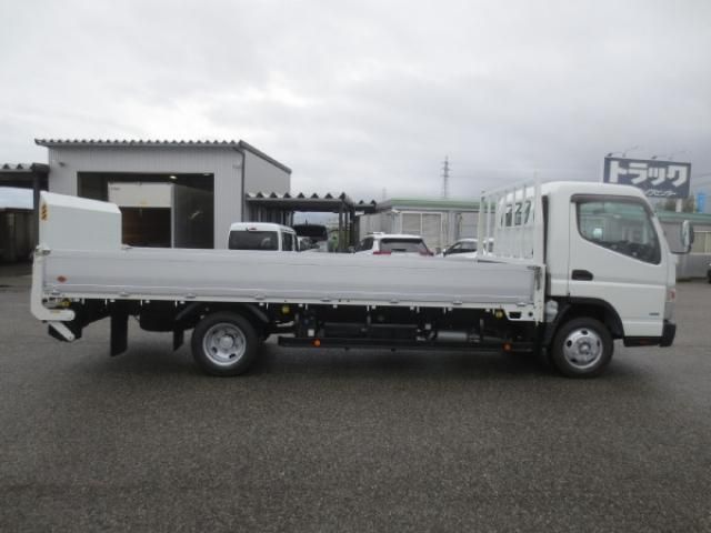 MITSUBISHI CANTER 2015 Image 31