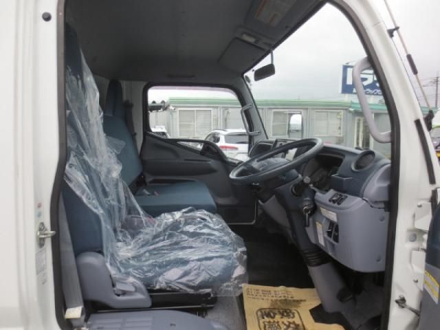 MITSUBISHI CANTER 2015 Image 31