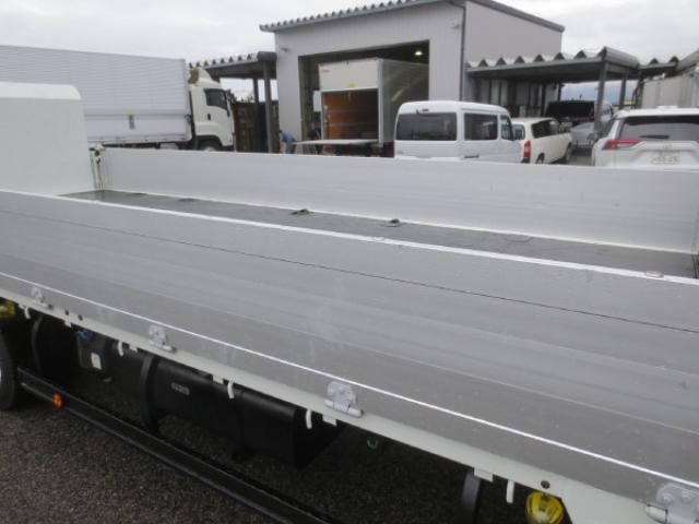 MITSUBISHI CANTER 2015 Image 31