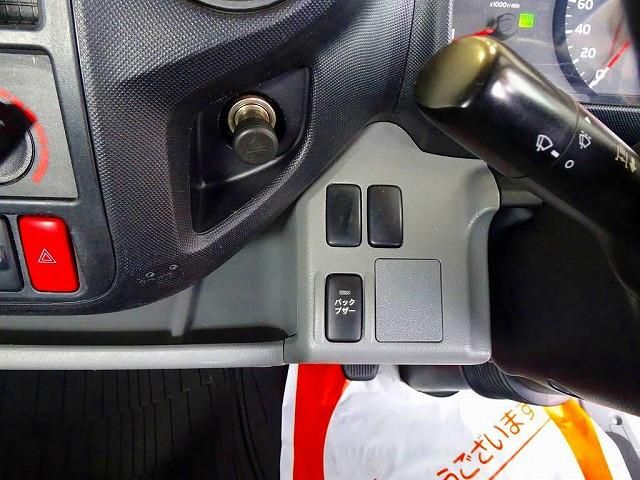 HINO DUTRO 2016 Image 31