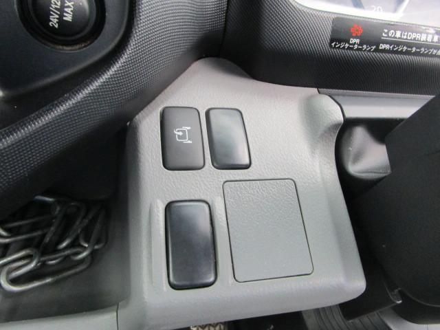 HINO DUTRO 2020 Image 31