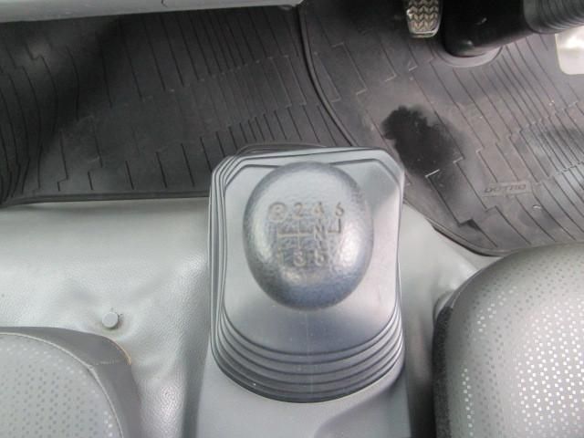 HINO DUTRO 2020 Image 31