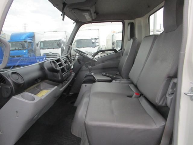 HINO DUTRO 2020 Image 31