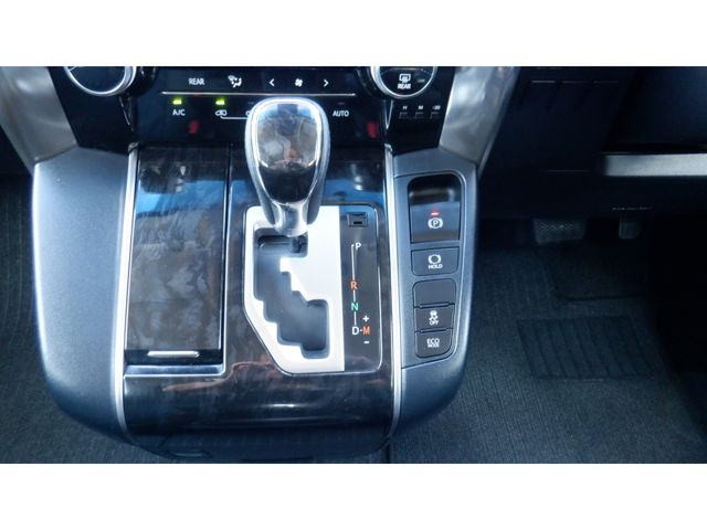 TOYOTA ALPHARD 2022 Image 31