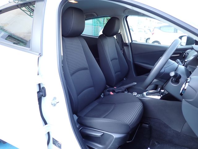 MAZDA DEMIO 2019 Image 31