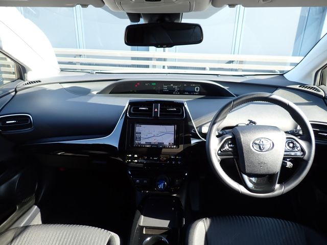 TOYOTA PRIUS 2020 Image 31