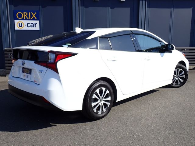 TOYOTA PRIUS 2020 Image 31