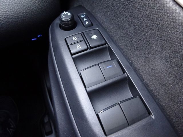 TOYOTA YARIS 2020 Image 31