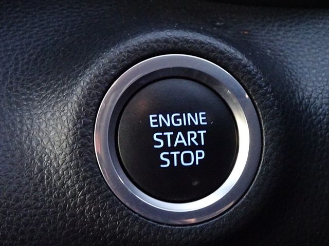 TOYOTA YARIS 2023 Image 31