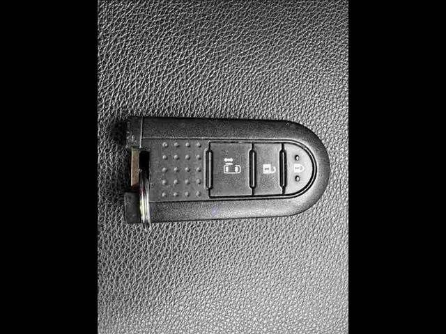 DAIHATSU TANTO CUSTOM 2017 Image 31