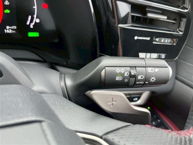 TOYOTA LEXUS RX500H 2023 Image 31