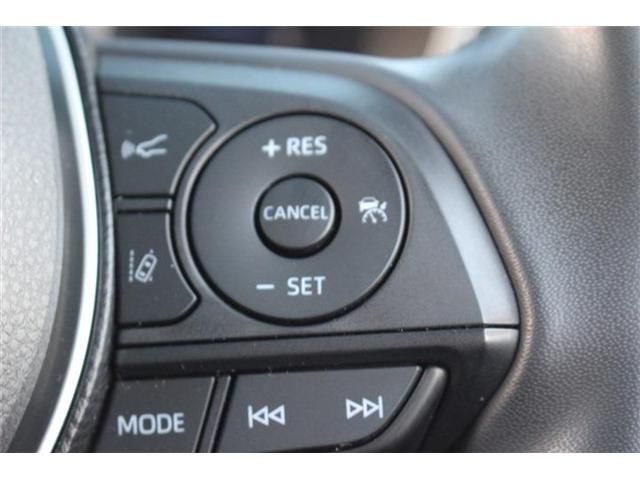 TOYOTA COROLLA SEDAN HYBRID 2019 Image 31