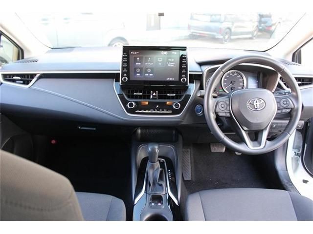 TOYOTA COROLLA SEDAN HYBRID 2019 Image 31