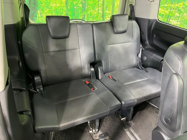 TOYOTA ESQUIRE HYBRID 2015 Image 31