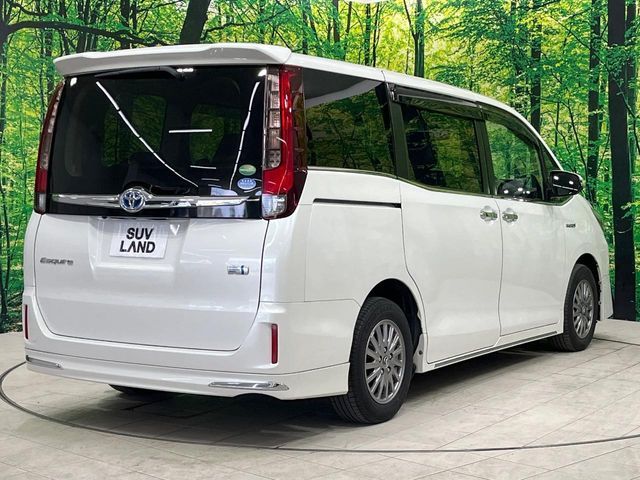 TOYOTA ESQUIRE HYBRID 2015 Image 31