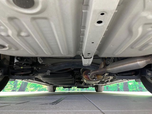 TOYOTA ESQUIRE HYBRID 2015 Image 31