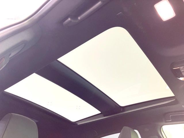 TOYOTA HARRIER 2WD 2022 Image 31