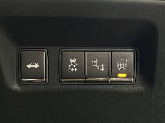 NISSAN FUGA HYBRID 2015 Image 31