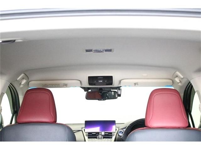 TOYOTA LEXUS NX300H AWD 2018 Image 31