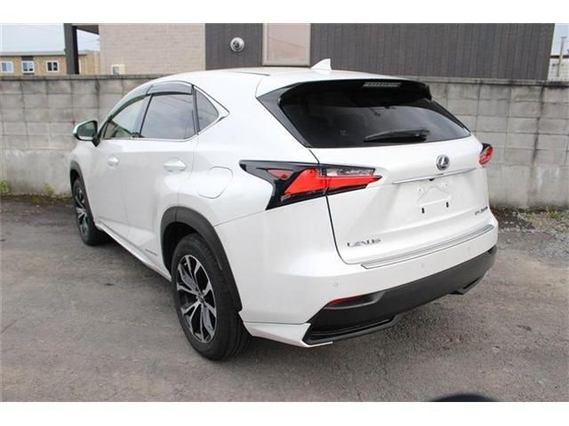 TOYOTA LEXUS NX300H AWD 2014 Image 31