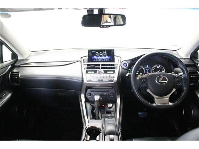 TOYOTA LEXUS NX300H AWD 2014 Image 31