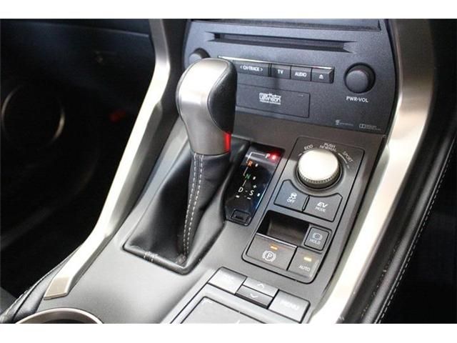 TOYOTA LEXUS NX300H AWD 2014 Image 31