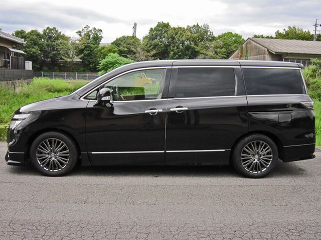 NISSAN ELGRAND 2020 Image 31