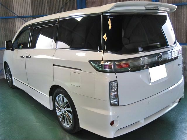 NISSAN ELGRAND  4WD 2014 Image 31
