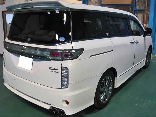 NISSAN ELGRAND  4WD 2014 Image 31