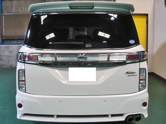 NISSAN ELGRAND  4WD 2014 Image 31