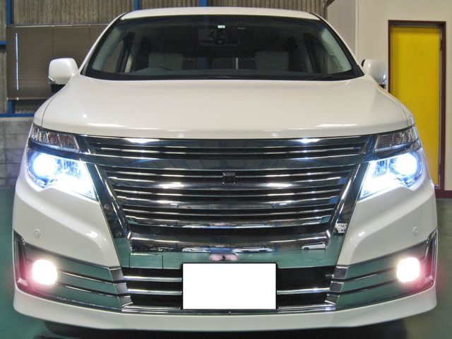 NISSAN ELGRAND  4WD 2014 Image 31