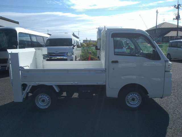 DAIHATSU HIJET TRUCK 4WD 2018 Image 31