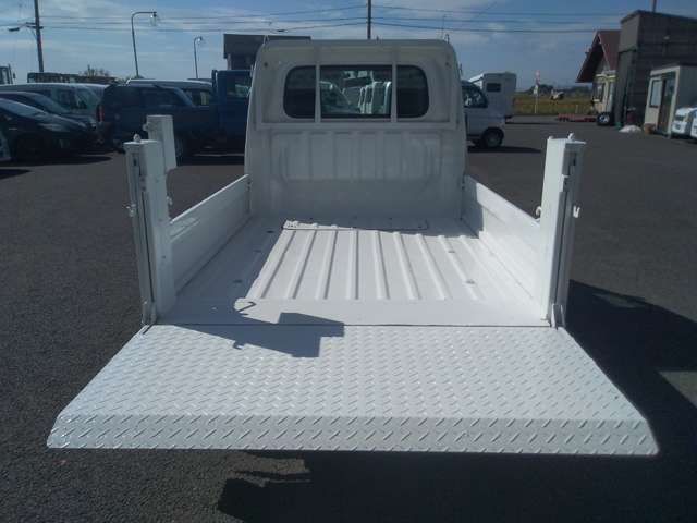 DAIHATSU HIJET TRUCK 4WD 2018 Image 31