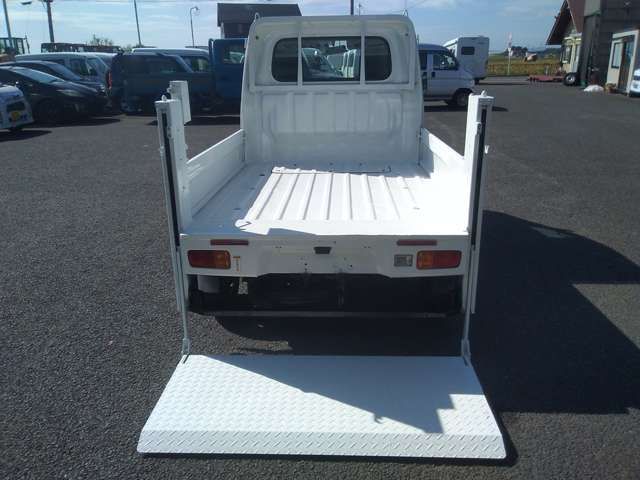 DAIHATSU HIJET TRUCK 4WD 2018 Image 31