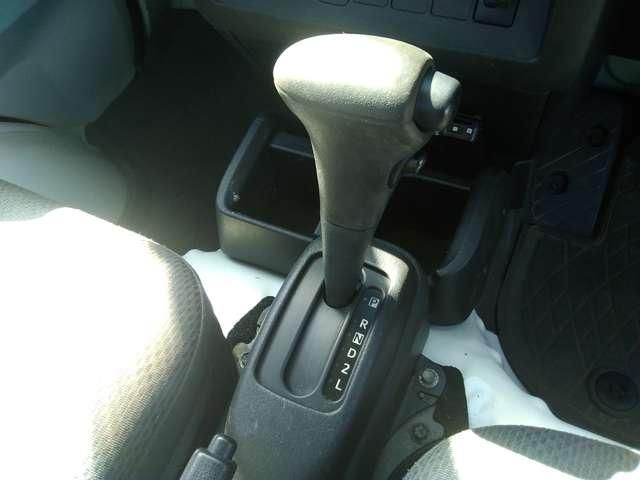 DAIHATSU HIJET TRUCK 4WD 2018 Image 31