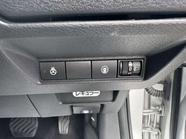 NISSAN NOTE 4WD 2023 Image 31