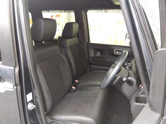 HONDA N BOX CUSTOM 2024 Image 31