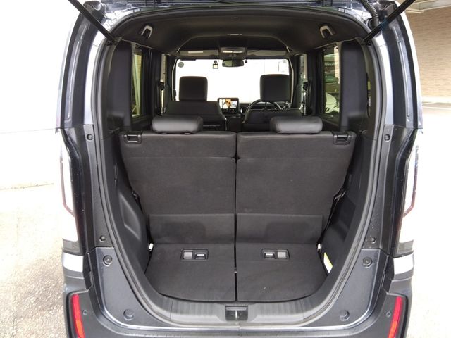 HONDA N BOX CUSTOM 2024 Image 31