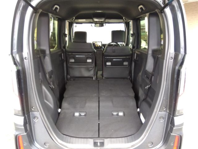 HONDA N BOX CUSTOM 2024 Image 31