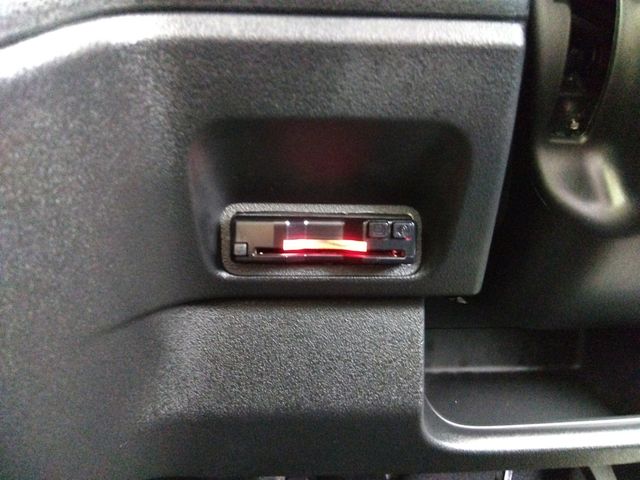 HONDA N BOX CUSTOM 2024 Image 31