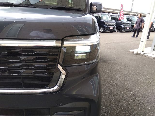 HONDA N BOX CUSTOM 2024 Image 31