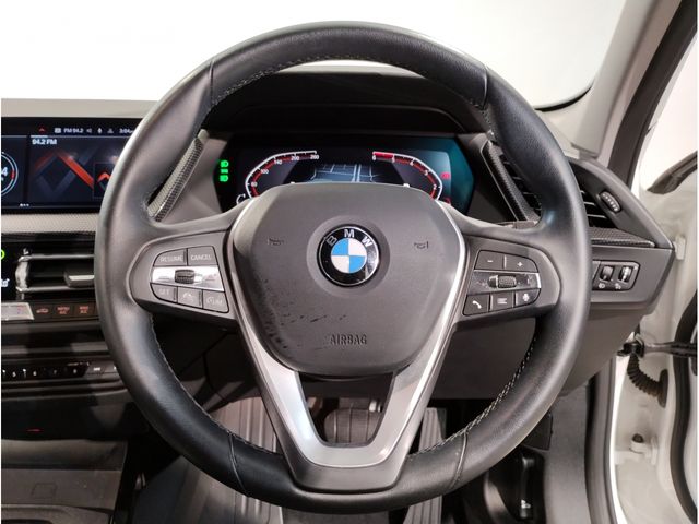 BMW 1SERIES 2021 Image 31
