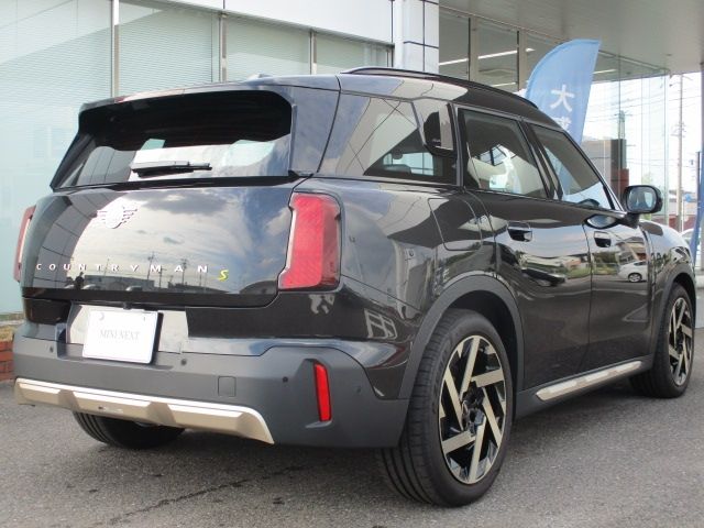 BMW MINI COUNTRYMAN 2025 Image 31