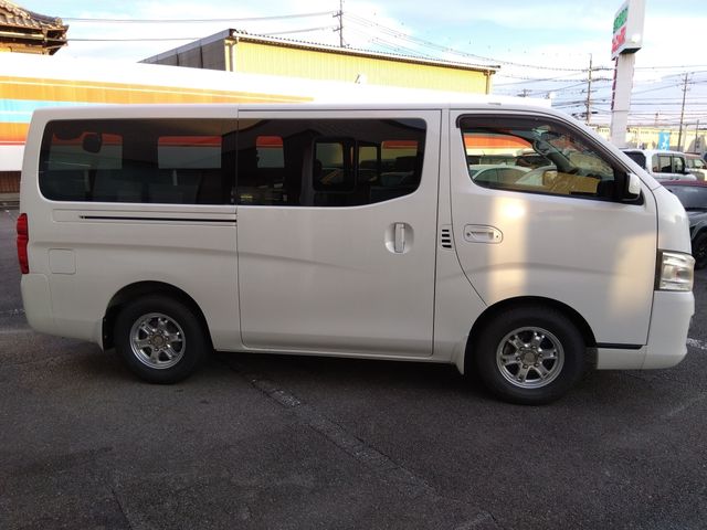 NISSAN NV350 CARAVAN 2015 Image 31